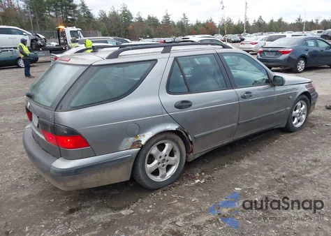 2001 Saab 9-5 z USA, uszkodzony, nr VIN YS3ED58E513050103